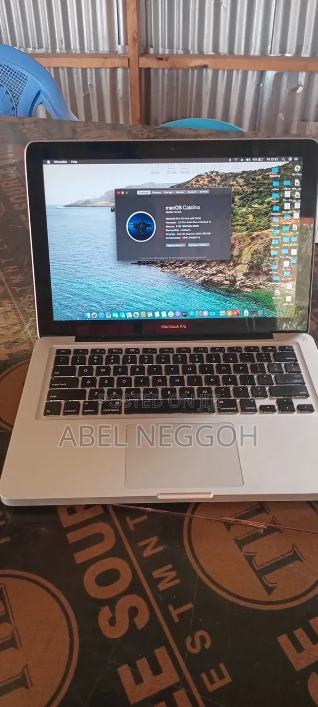 Apple MacBook Pro 8GB Intel Core i5 SSD 256GB - 1