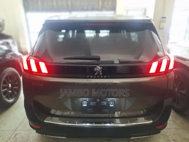 Peugeot 5008 1.6 THP 165 GT Line 2020 Green SUV - 1