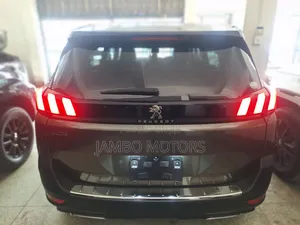 Peugeot 5008 1.6 THP 165 GT Line 2020 Green SUV