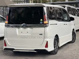 Toyota Voxy Hybrid ZS Kirameki II 2WD 2019
