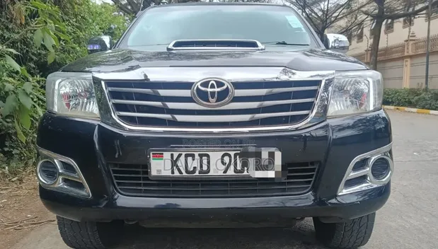 Toyota Hilux 2009 Black - 1
