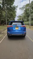Toyota RAV4 2018 Blue - 4