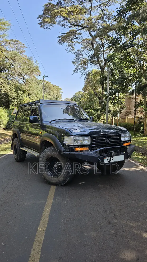 Toyota Land Cruiser 80 Series 1995 - 1