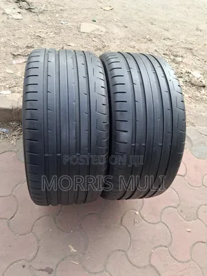 275/40R18 Dunlop Tyres (Set of 2)