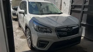 Subaru Forester 2019 White