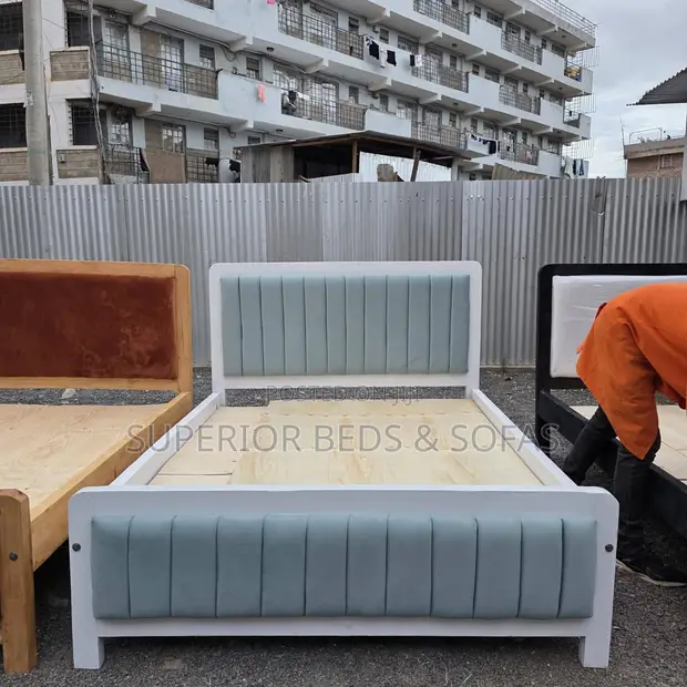 5x6 Light Blue Tufted Mocket Bed - 1