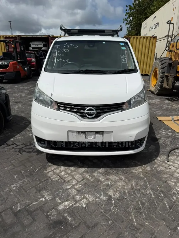 Nissan NP200 2019 White - 1
