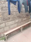 Bungalow ya Vyumba 4 na Duka Umoja 2 Inauzwa - 2