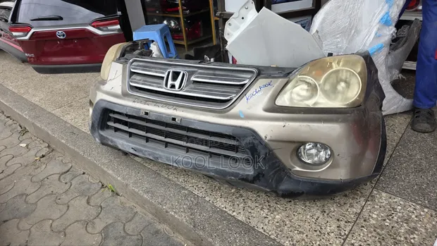 2005 Honda CR-V RD7 Nosecut - 1