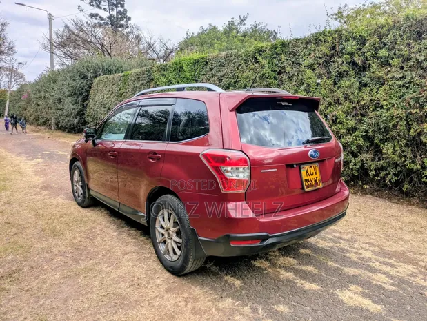 Subaru Forester 2013 Red - 1