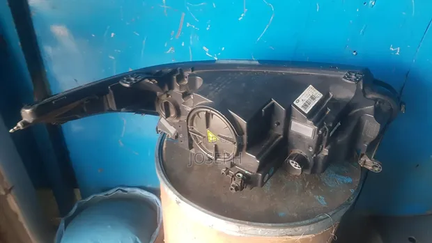 Used Range Rover Sport Headlight (2015-2018) - 1
