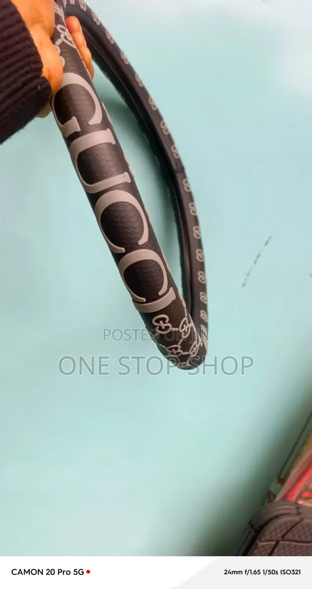 Gucci Branded Steering Wheel Cover - Extra Grip Luxury - 1