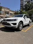 Volkswagen Touareg 2015 White - 1