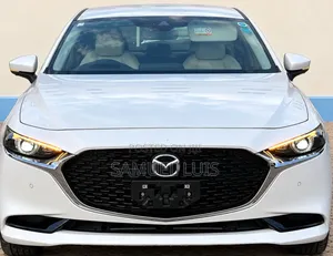 Mazda 3 Sedan 2019 White
