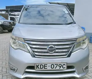 Nissan Serena Hybrid 2014 Silver