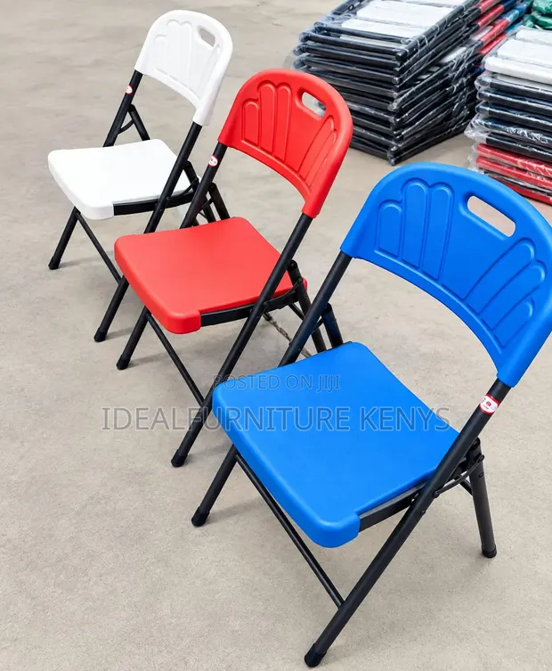 Foldable Event Chair - Plastic Portable Chair - 1