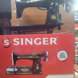 Singer Model 15 Sewing Machine