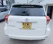 Toyota Vanguard 2013 White - 3