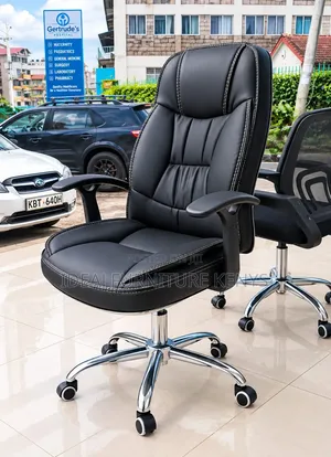 Executive Leather Office Swivel Chair - Brand New