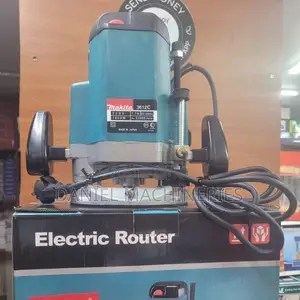 Makita 12mm Electric Router