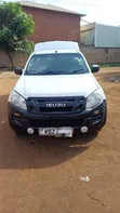 Isuzu D-MAX 2012 White - 1