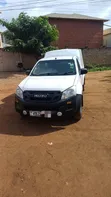 Isuzu D-MAX 2012 White - 2