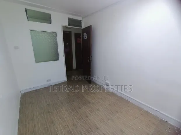 100 SqFt Office for Rent in Nairobi CBD Near City Hall - 1