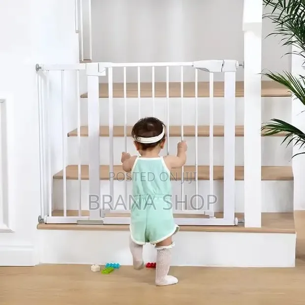 SmartFit 83cm Pressure-Mounted Baby Safety Gate - 1