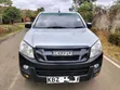 Isuzu D-MAX 2013 Silver - 3
