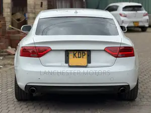 Audi A5 2dr Coupe AWD 2016 White