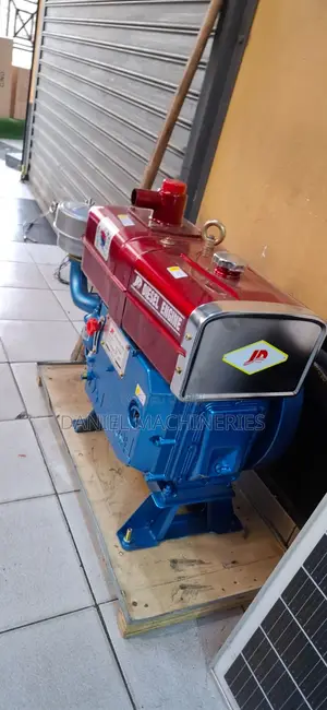 Injini ya John Deere ya Dizeli ya HP 24 (Inayotumia Maji)