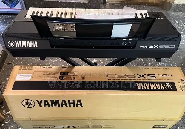 Yamaha PSR-SX920 Kinanda cha Professional Arranger Workstation chenye Kitufe 61 - 1