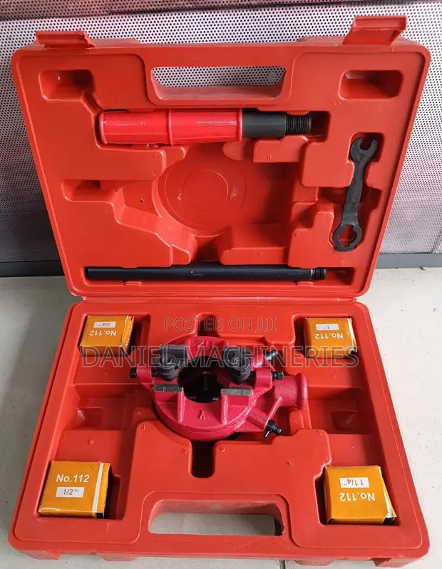 Aone Manual Ratchet Pipe Threader (Die Stock) - 1
