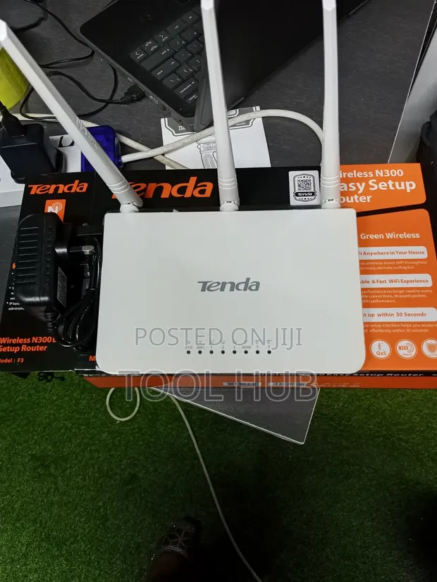 Tenda N300 Easy Setup Router - 1