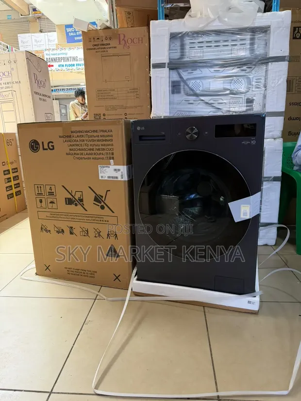 LG 15kg Front Load Washing Machine - 1