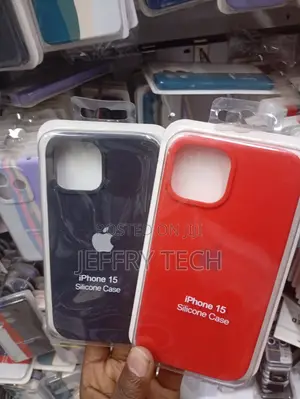 Apple Silicone Case with MagSafe for iPhone 15 Pro/Pro Max