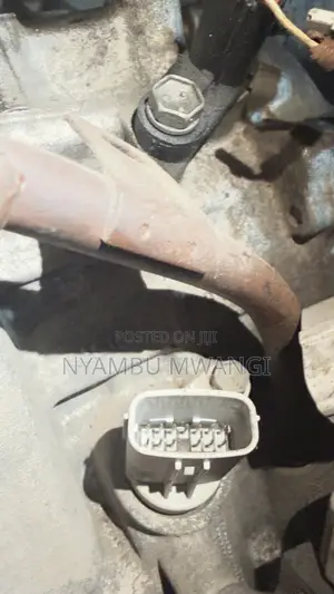Toyota Avensis 2AZ Gearbox (13 Pin) - Used