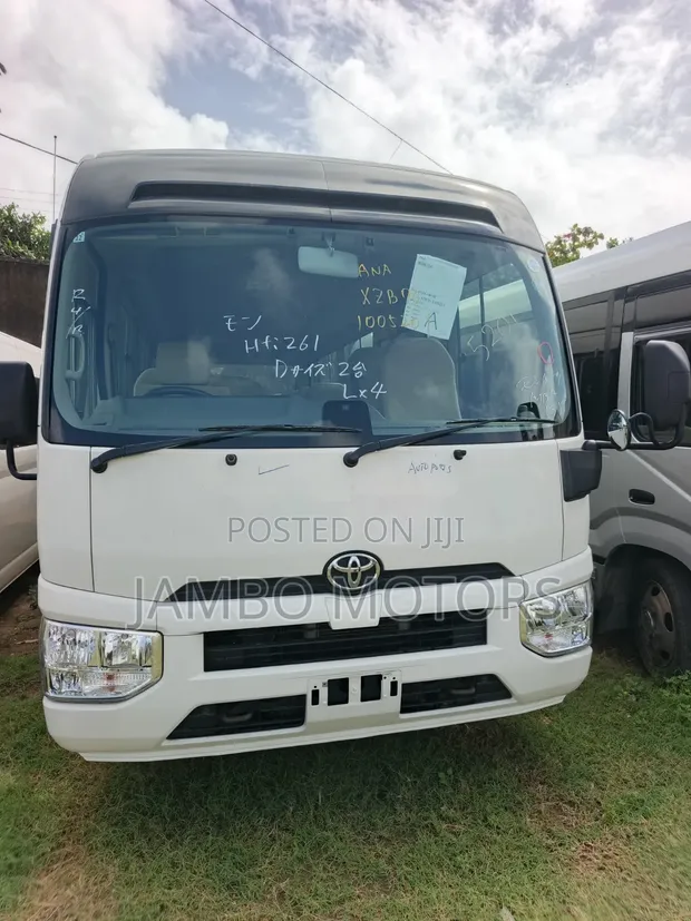 Toyota Coaster 2020 - Haijasajiliwa - 1