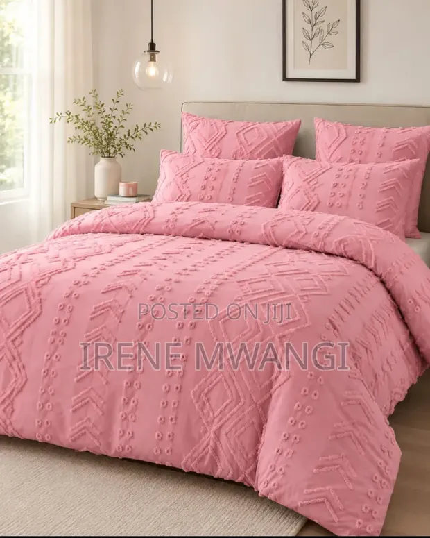 Tufted Duvet Set - Brand New - 1