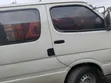 Toyota HiAce 1997 Beige - 2
