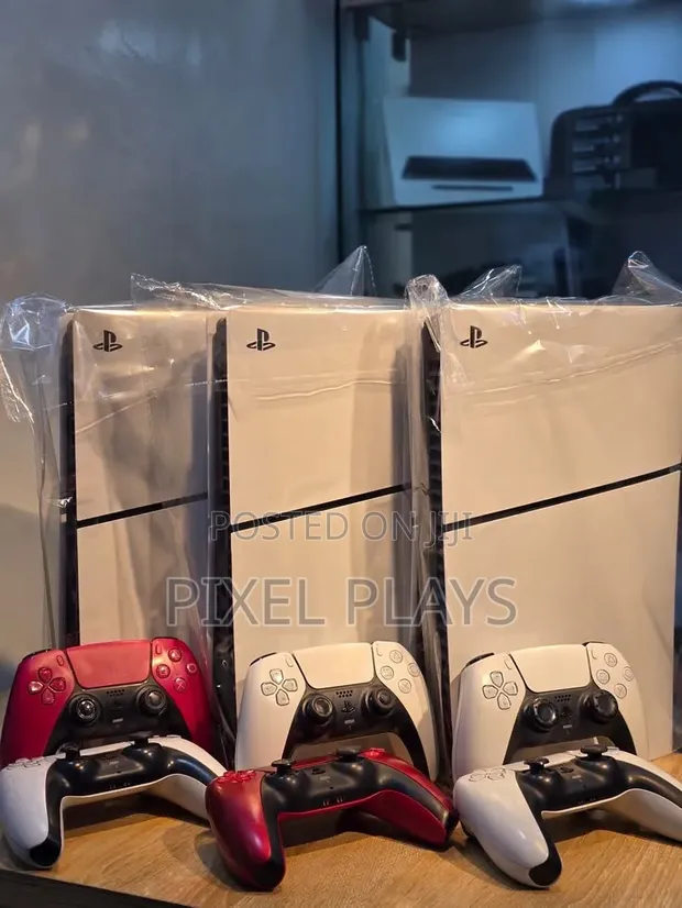 Playstation 5 Slim UK Used + 2 Pads FC 26 - 1