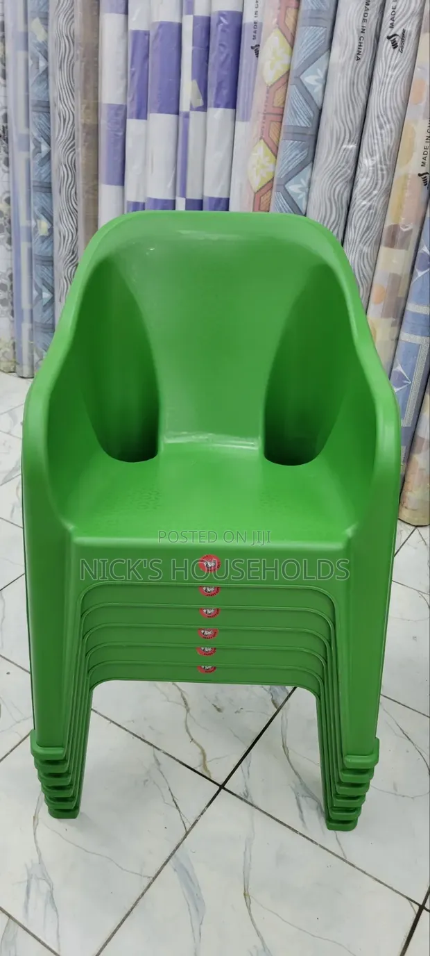 Viti vya Plastiki vya Kijani Vinavyoweza Kuwekwa Juu na Vikunja (Seti ya 6) - 1