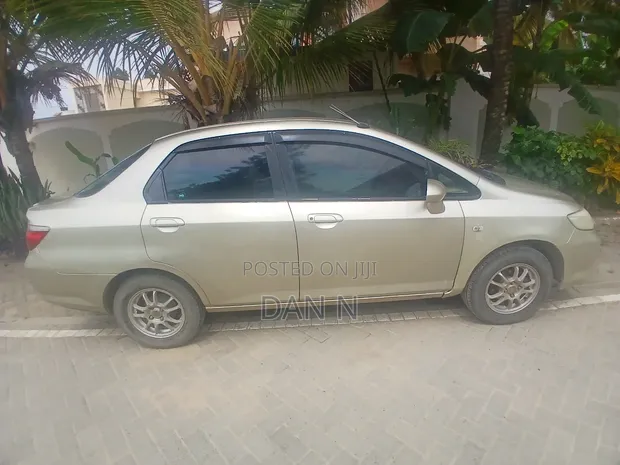 Honda City 2009 Beige - 1