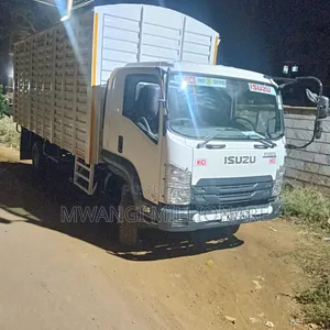 Paal Logistics: Huduma za Usafiri na Uwasilishaji