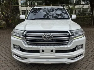 2017 Toyota Land Cruiser 4.6 V8 ZX