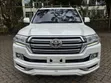 2017 Toyota Land Cruiser 4.6 V8 ZX - 1