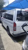 Toyota HiAce 2019 Nyeupe - 3
