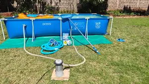 Intex Outdoor Pool 450x220x84cm with Accessories