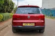 Volkswagen Tiguan 2011 Maroon - 4