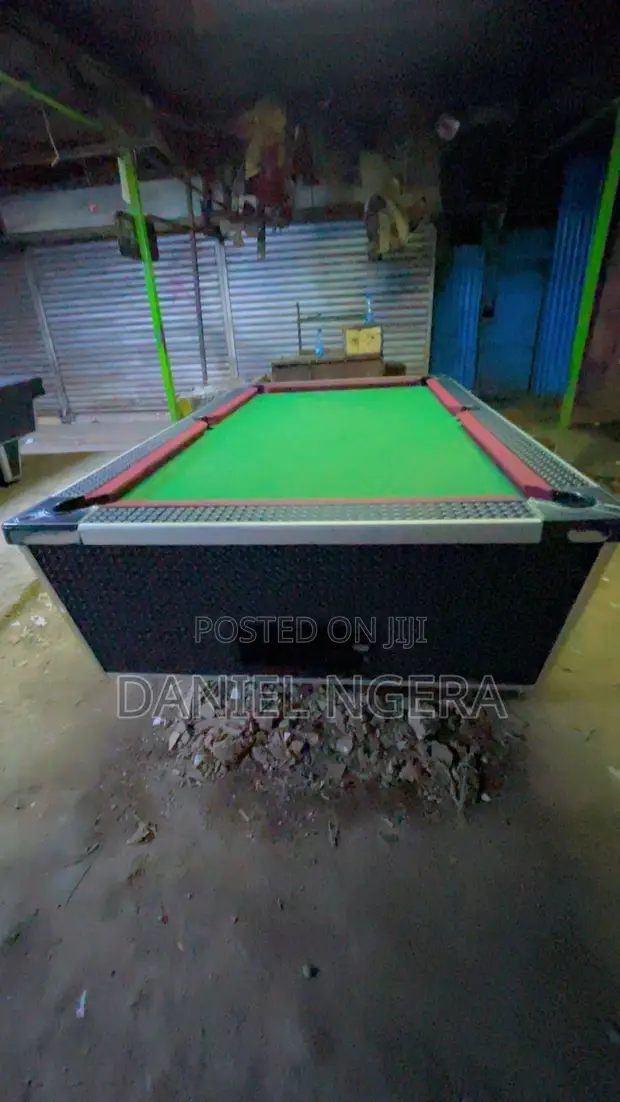 Pool Table Rangi ya Maroon - King Brand - 1